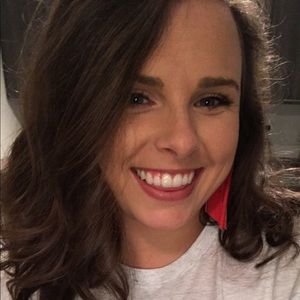 Meet your Posher, Madeline